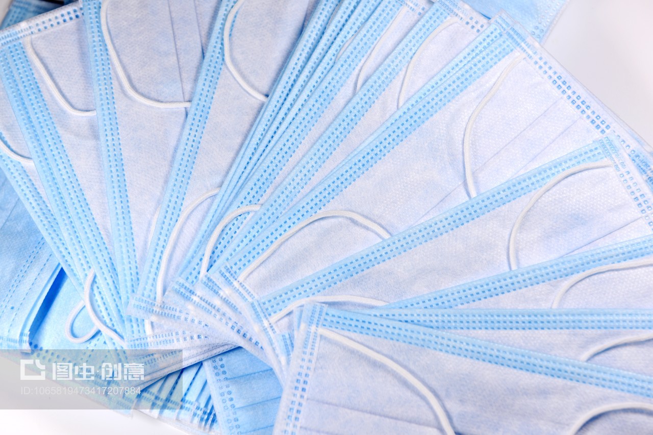 藍(lán)色一次性防病毒口罩 醫(yī)生與公眾的健康守護(hù)者